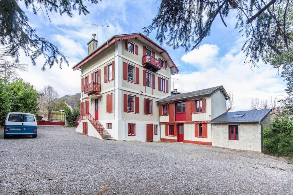 Appart Cosy Retro Voyage Avec Veranda & Piano Bagnères-de-Bigorre Exterior foto